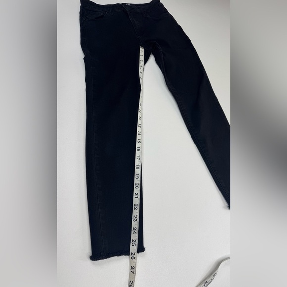Kut From The Kloth Raw Hem Skinny High Rise Black Jeans Womens Size 2 - Picture 5 of 10